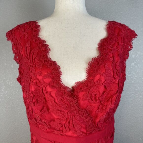 Tadashi Shoji Womens V-Neck Sheath Dress Size 12 Red Floral Embroidered Lace - Picture 2 of 8
